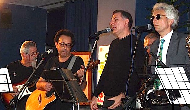 Sofferents in
          concerto